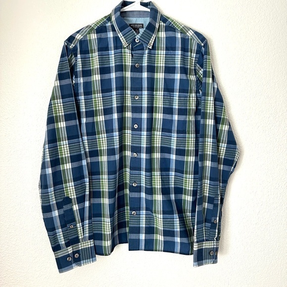 Van Heusen Plaid Dress Shirt Men’s M Blue Button Down Long Sleeve Collared Top - Picture 1 of 7